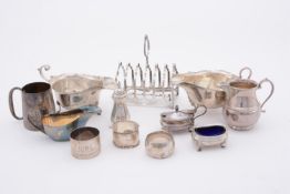 A COLLECTION OF SILVER ITEMS