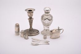 A COLLECTION OF SILVER ITEMS