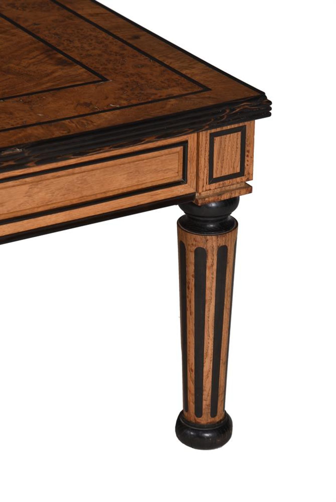 A MODERN WALNUT AND EBONISED LOW TABLE - Image 3 of 4