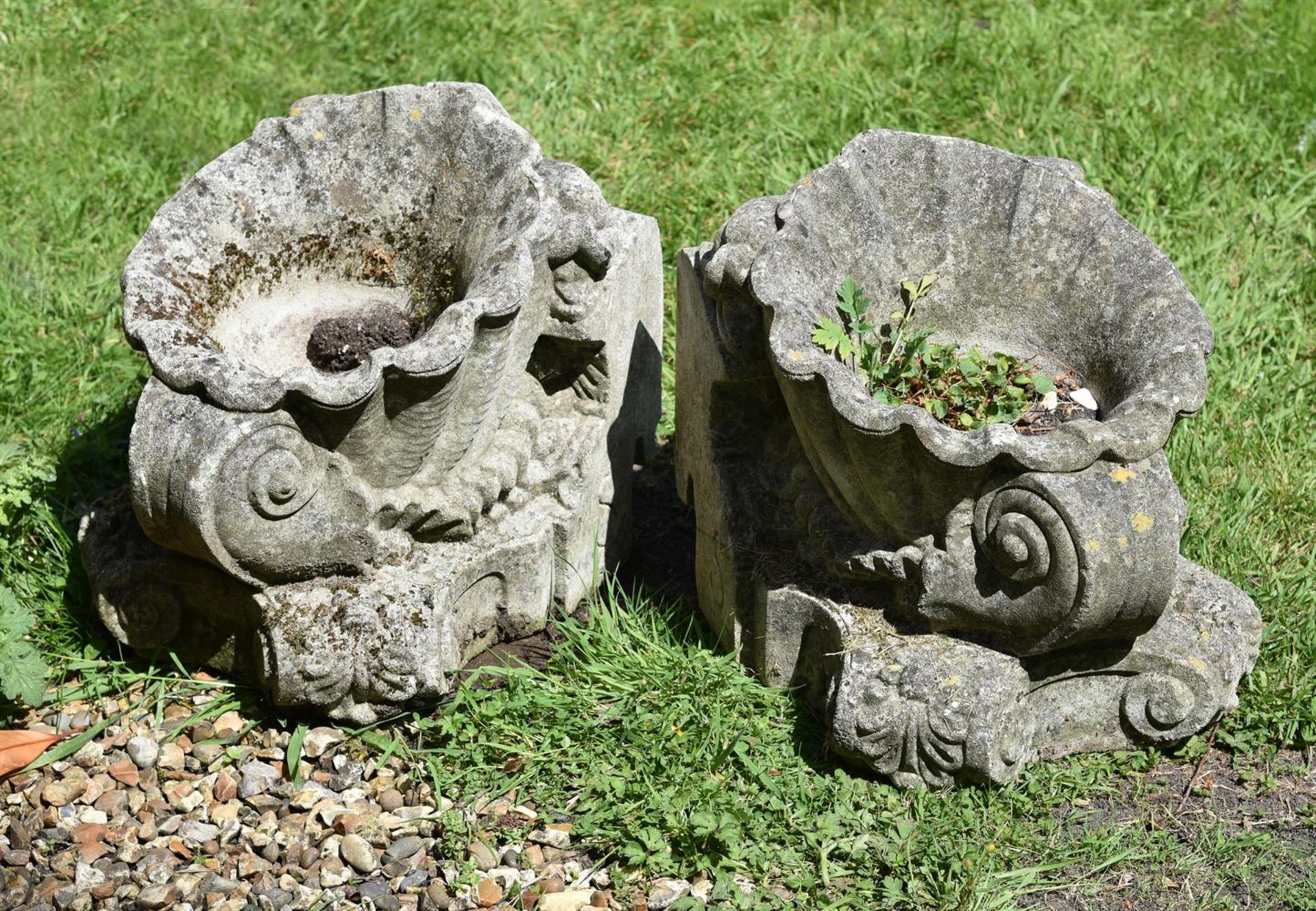 A GROUP OF VARIOUS GARDEN ORNAMENT - Image 3 of 6