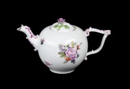A MEISSEN BULLET-SHAPED TEAPOT AND ASSOCIATED COVER