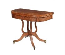 Y A GEORGE III MAHOGANY AND ROSEWOOD CROSSBANDED CARD TABLE