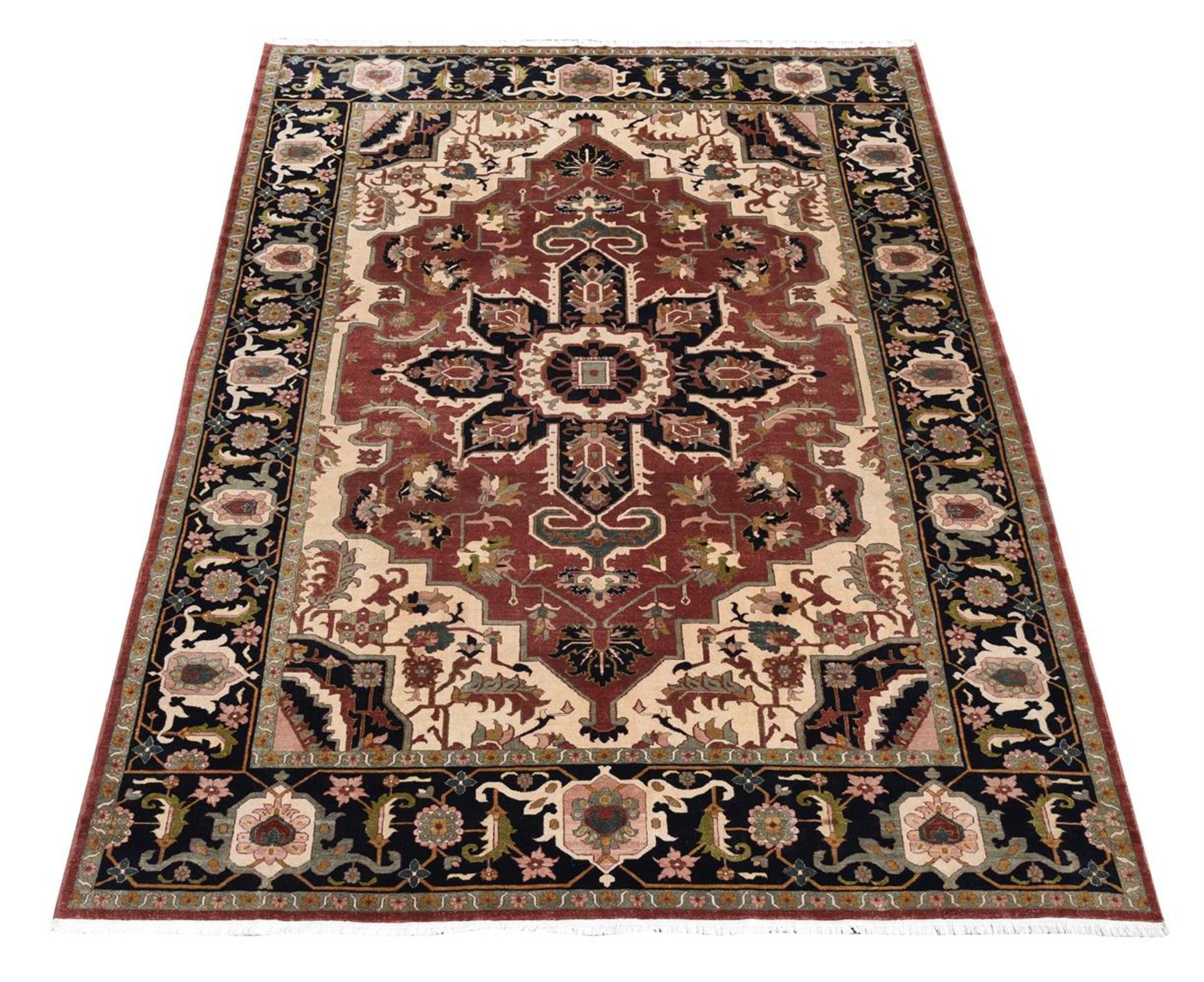 A CARPET IN HERIZ STYLE