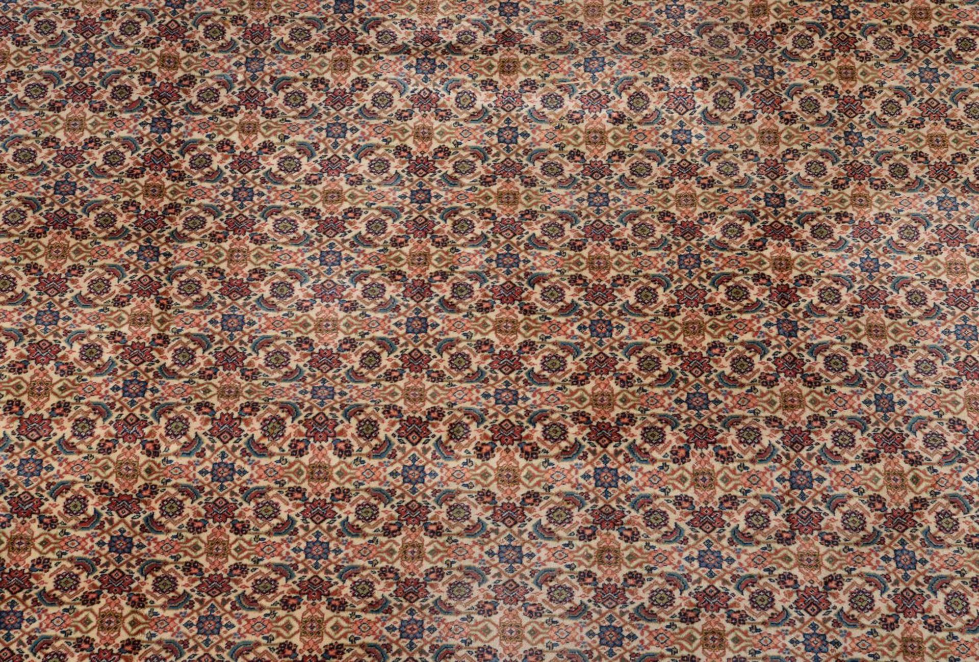 A TABRIZ CARPET - Bild 2 aus 3