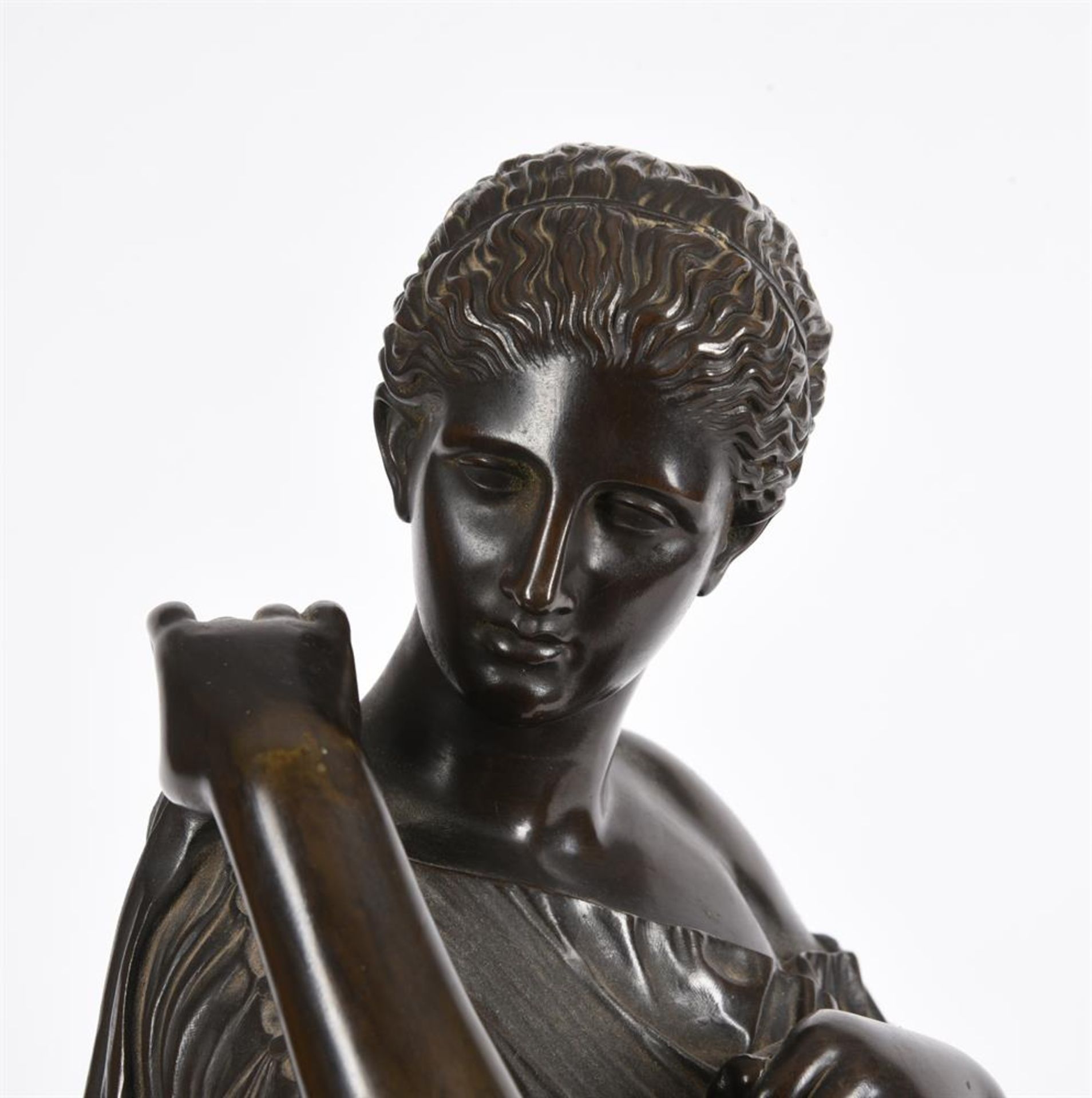 A BRONZE MODEL OF DIANA OF GABII - Bild 5 aus 9