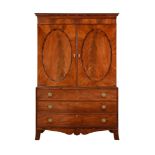 Y A GEORGE III MAHOGANY LINEN PRESS