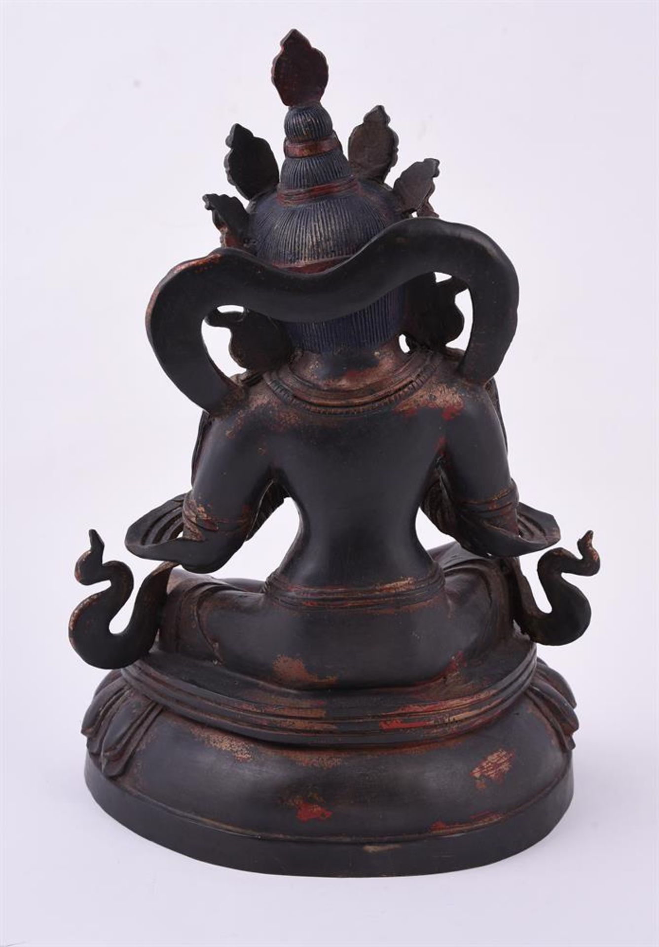 A MING STYLE BRONZE FIGURE OF BUDDHA - Bild 3 aus 5