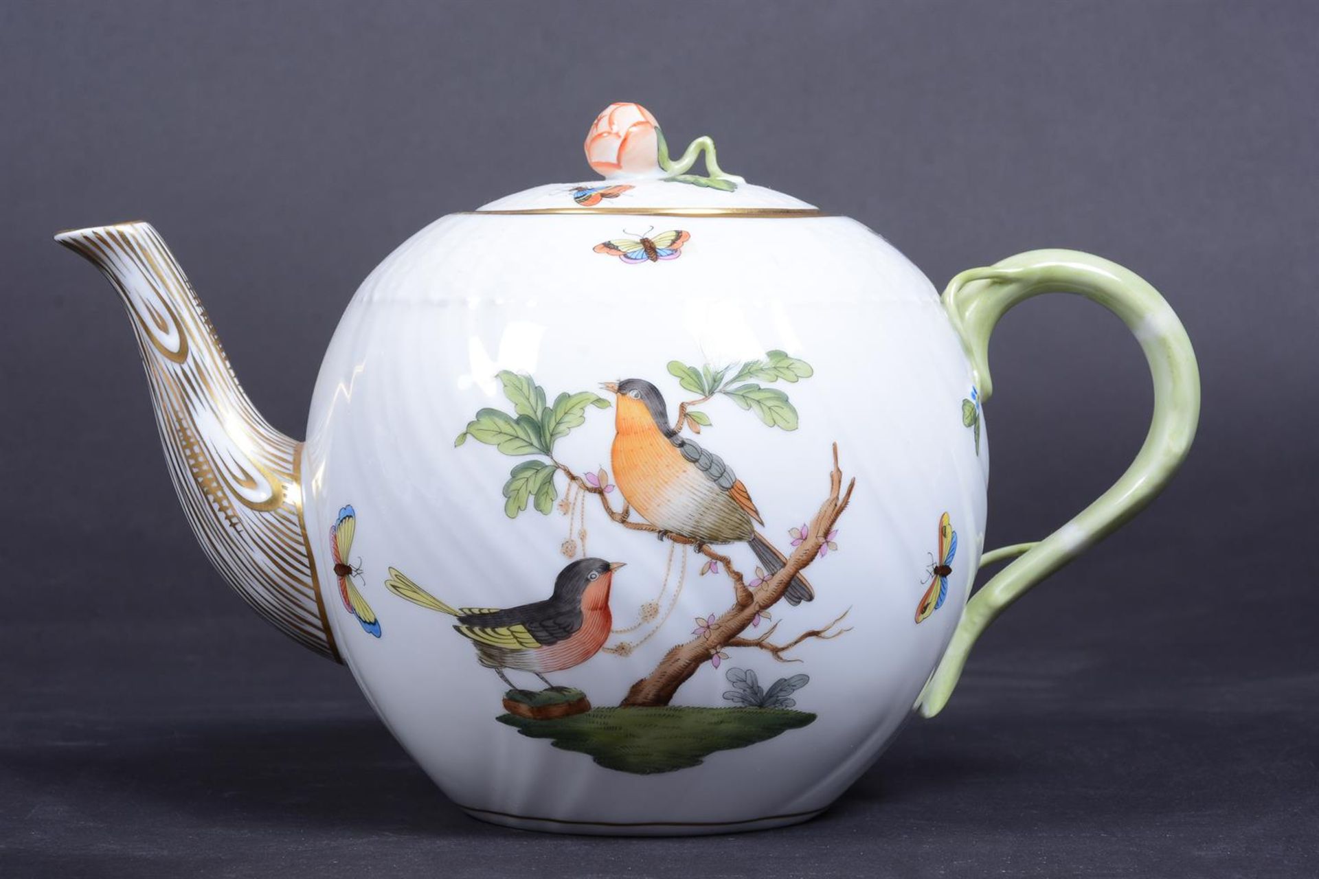A MODERN HEREND 'ROTHSCHILD BIRDS' PATTERN PART TEA SET - Image 2 of 4