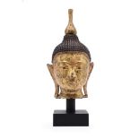 A BURMESE LACQUER HEAD OF BUDDHA20TH CENTURYthe head 42cm high