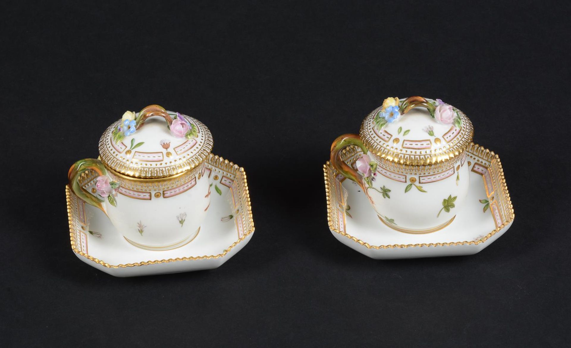 A PAIR OF MODERN ROYAL COPENHAGEN FLORA DANICA CUSTARD CUPS - Image 2 of 3