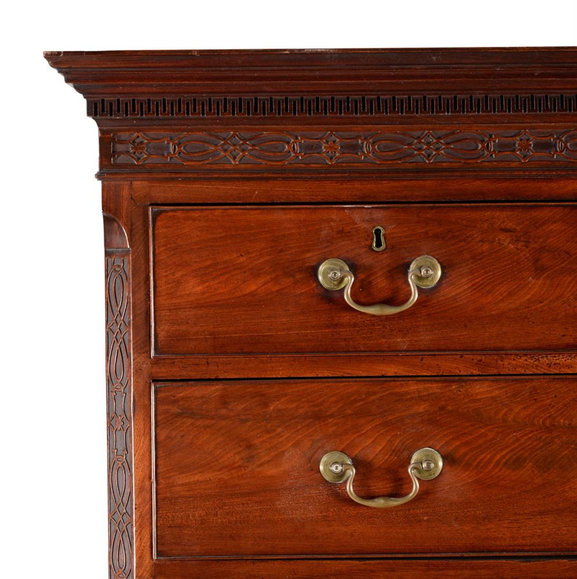 A GEORGE III MAHOGANY CHEST ON CHEST - Image 2 of 3