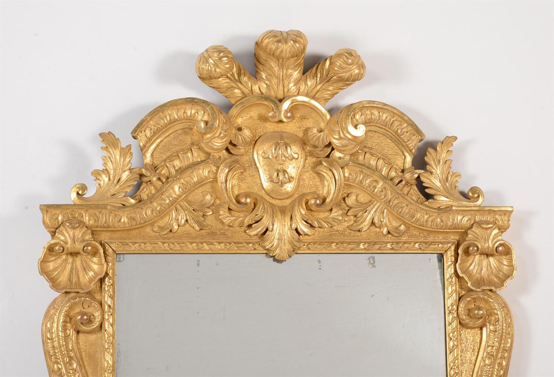 A CONTINENTAL GILTWOOD WALL MIRROR - Bild 2 aus 4