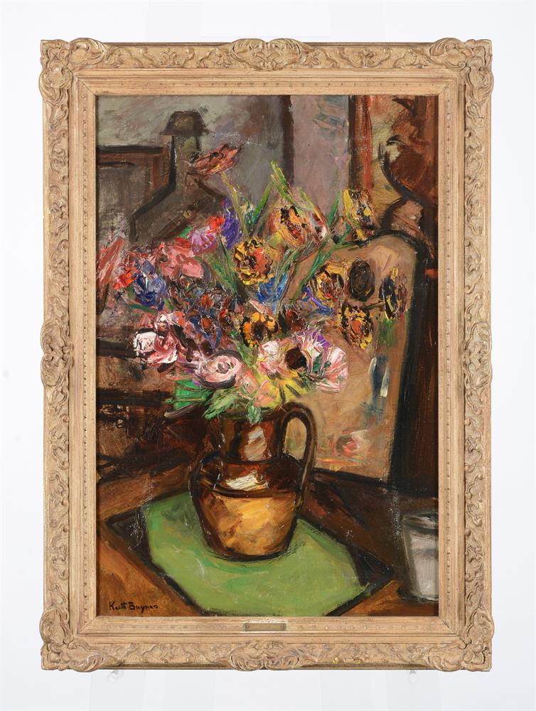 λ KEITH BAYNES (BRITISH 1887-1977), DISPLAY OF FLOWERS - Image 2 of 5
