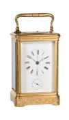 A FRENCH ENGRAVED GILT BRASS CENTRE-SECONDS REPEATING ALARM CARRIAGE CLOCK WITH DECORATED PLATFORM