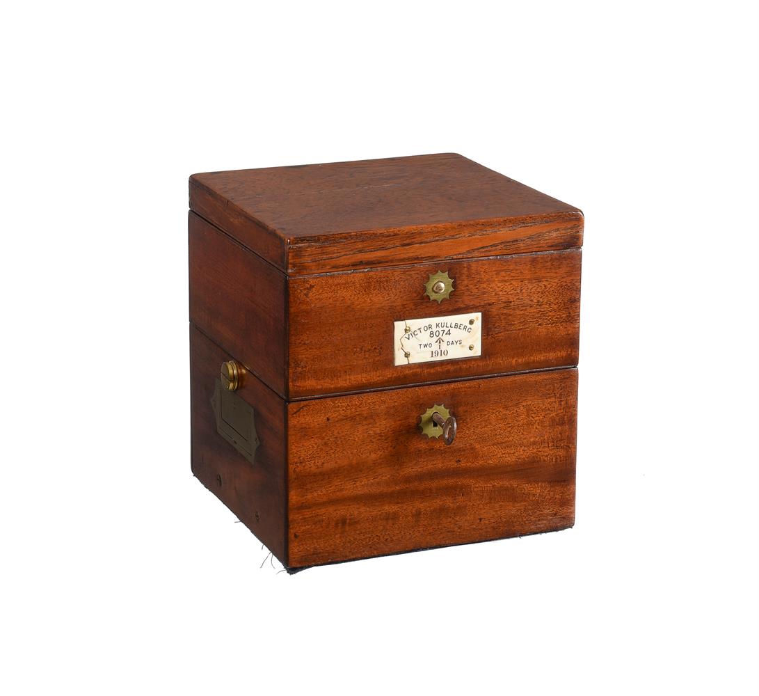 AN EDWARDIAN MAHOGANY CASED TWO-DAY MARINE CHRONOMETER - Image 5 of 5