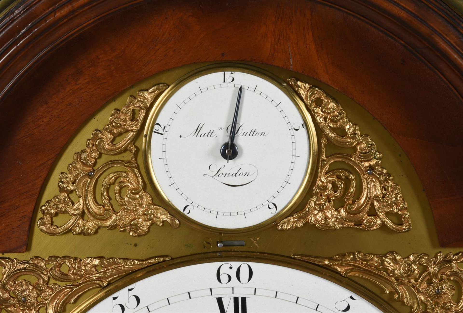 A FINE BRASS MOUNTED MAHOGANY QUARTER-CHIMING TABLE CLOCK WITH FIRED ENAMEL DIAL INSERTS - Image 2 of 4