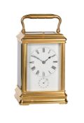 A FINE FRENCH GILT BRASS GRANDE SONNERIE STRIKING CARRIAGE CLOCK WITH ALARM