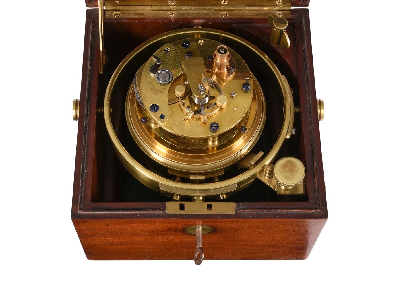 AN EDWARDIAN MAHOGANY CASED TWO-DAY MARINE CHRONOMETER - Image 4 of 5