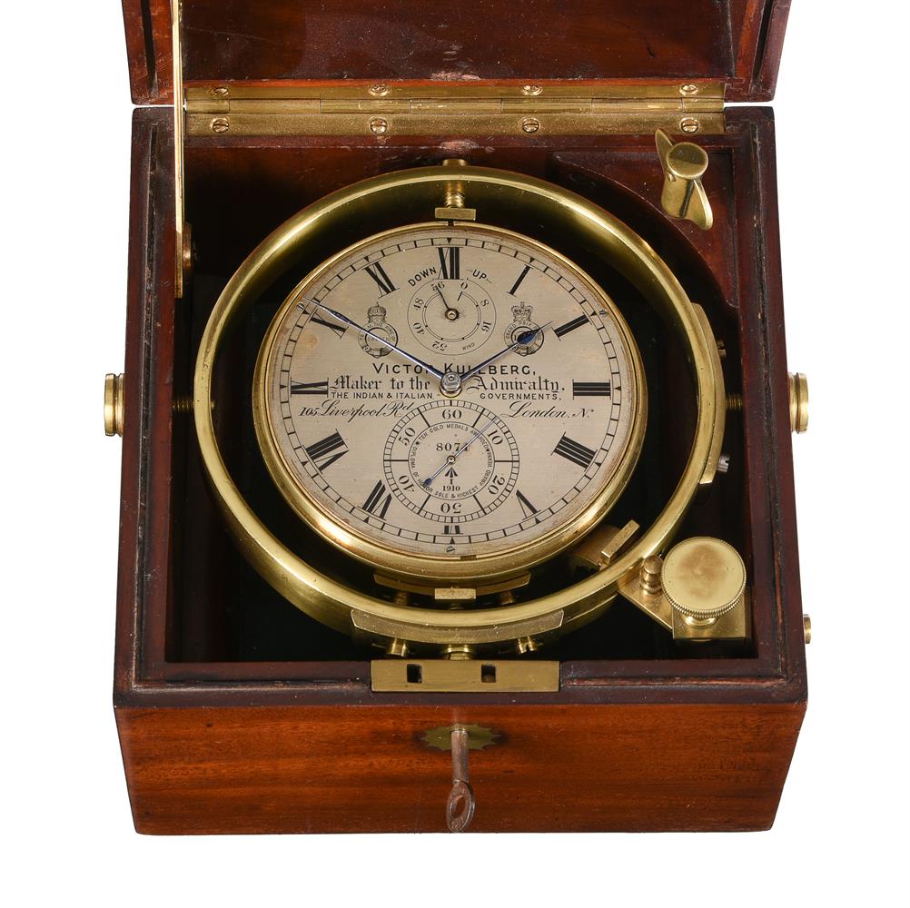 AN EDWARDIAN MAHOGANY CASED TWO-DAY MARINE CHRONOMETER - Image 2 of 5