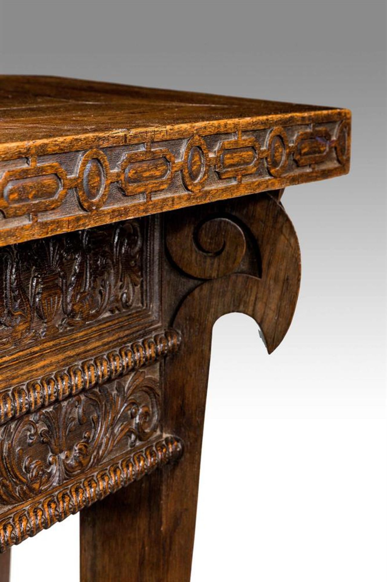 A CARVED OAK CENTRE TABLE, IN 17TH CENTURY STYLE, SECOND HALF 19TH CENTURY - Bild 7 aus 8