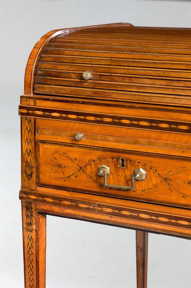 Y A GEORGE III SATINWOOD AND MARQUETRY METAMORPHIC WRITING DESK, CIRCA 1780 - Image 3 of 7