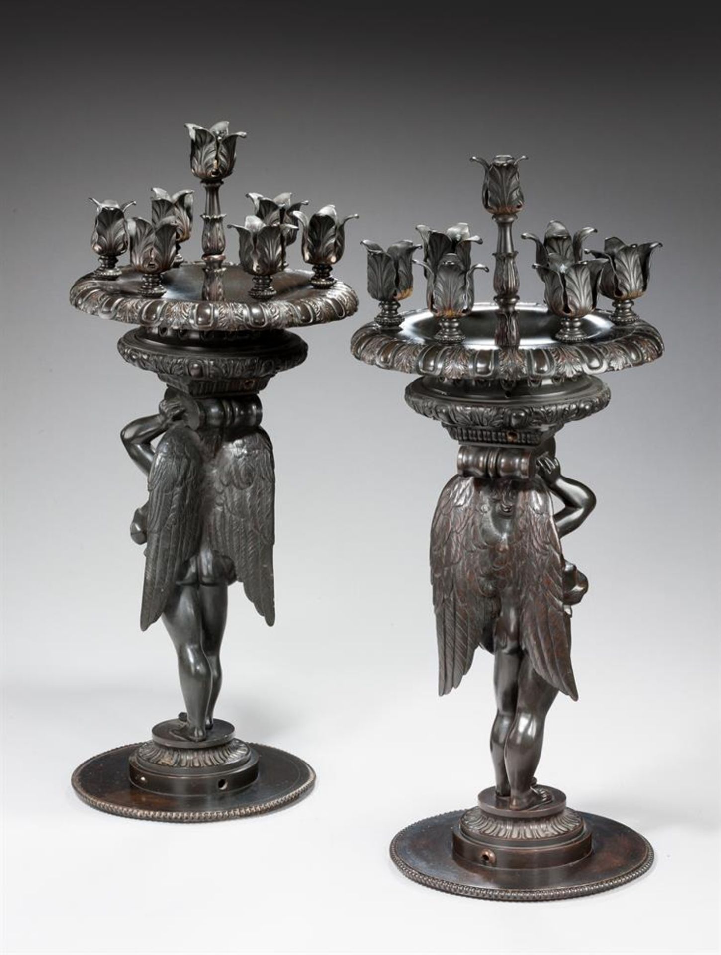 A PAIR OF BRONZE FIGURAL TABLE CANDELABRA, ITALIAN, LATE 19TH/EARLY 20TH CENTURY - Image 4 of 5