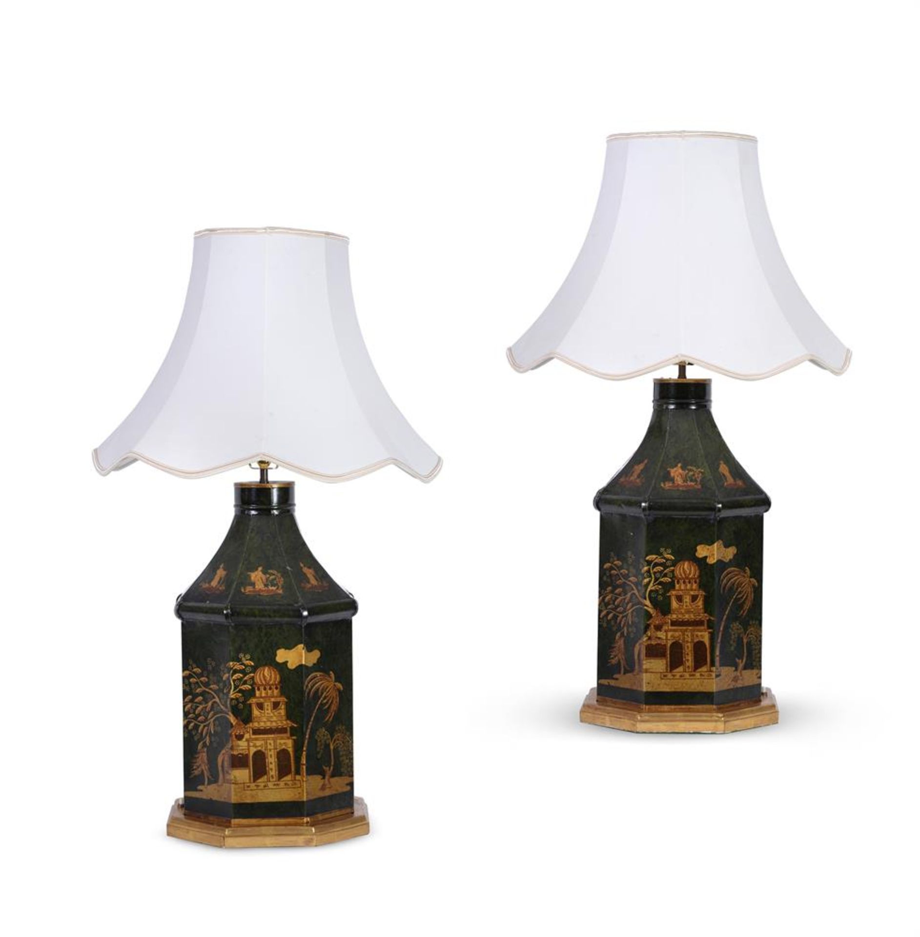 A PAIR OF GREEN AND GILT DECORATED TOLE LAMP BASES, IN THE REGENCY MANNER, MODERN