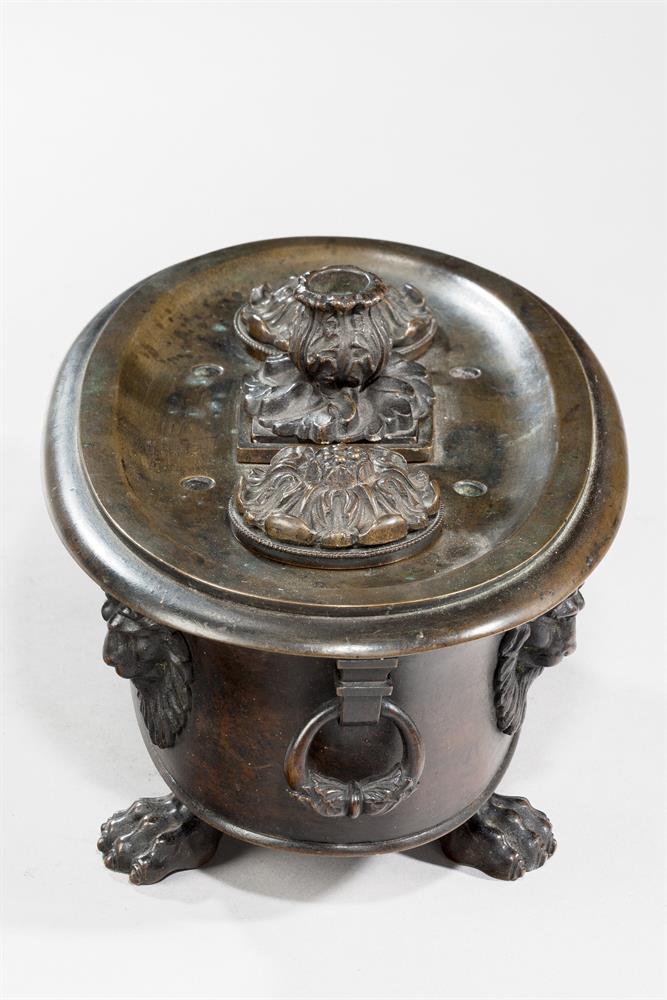 A REGENCY BRONZE OVAL ENCRIER, CIRCA 1820 - Image 3 of 3