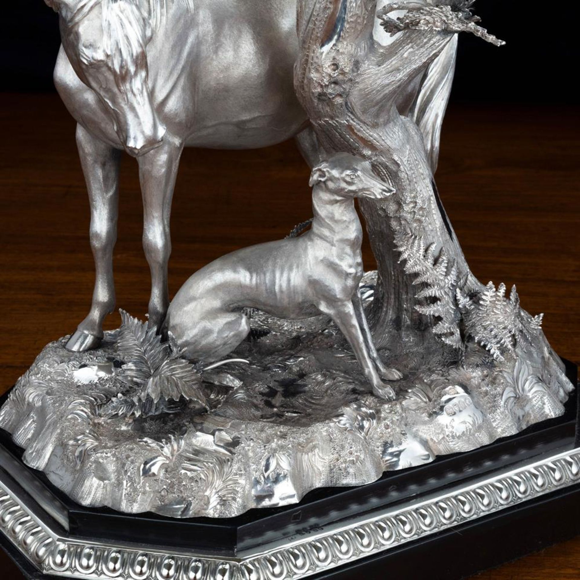 A VICTORIAN SILVER CENTREPIECE, STEPHEN SMITH AND WILLIAM NICHOLSON, LONDON 1859 - Bild 5 aus 10