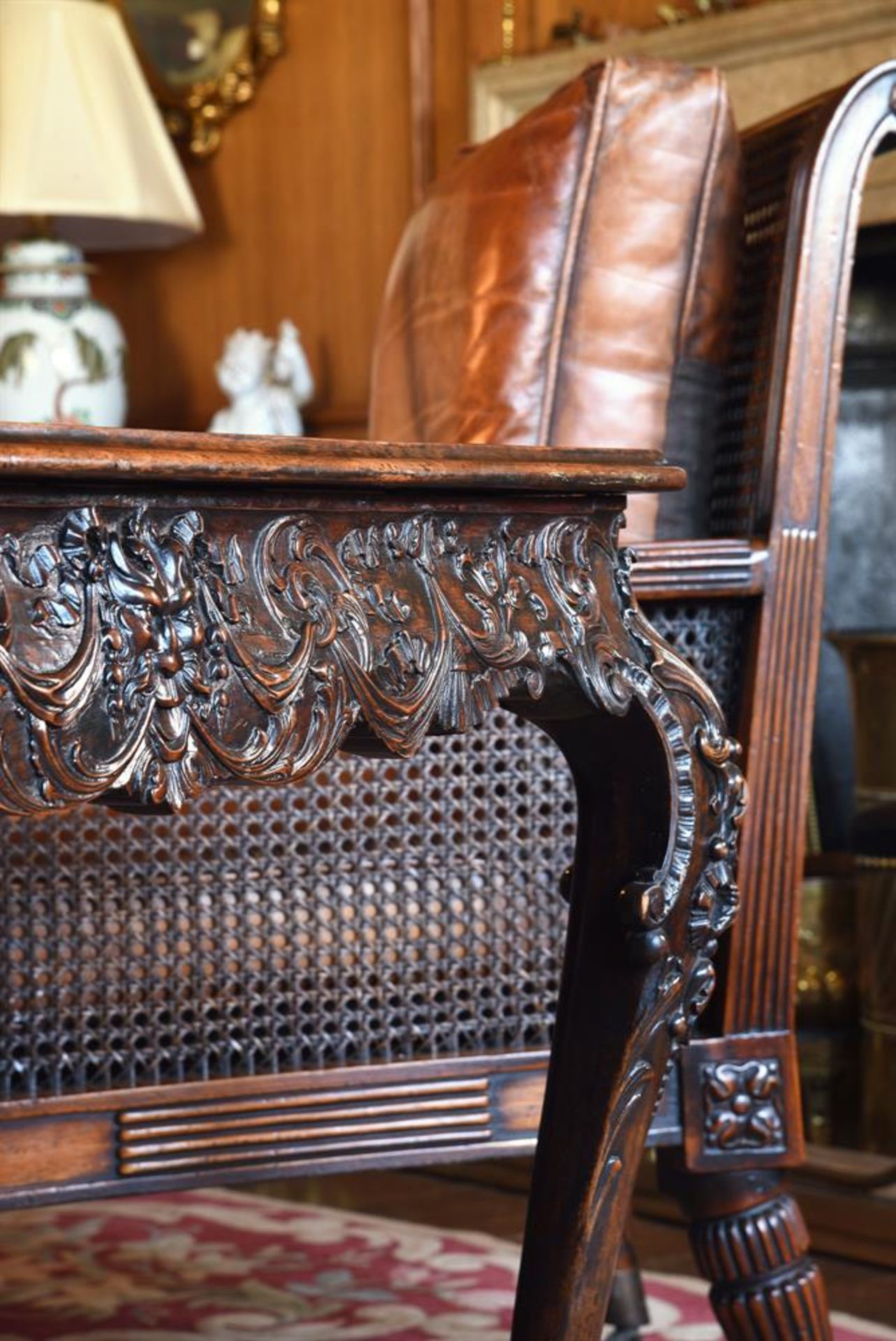 AN IRISH GEORGE II CARVED MAHOGANY CENTRE TABLE, CIRCA 1750 - Image 5 of 6