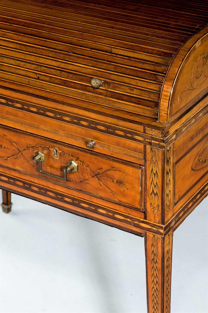 Y A GEORGE III SATINWOOD AND MARQUETRY METAMORPHIC WRITING DESK, CIRCA 1780 - Image 5 of 7