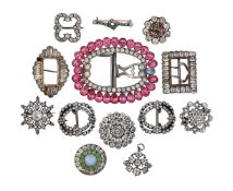 A SMALL COLLECTION OF GEORGIAN AND LATER PASTE JEWELLERY
