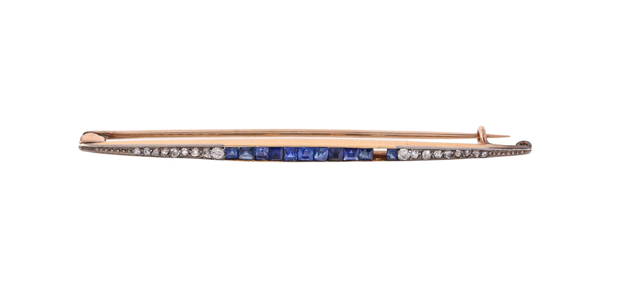 A SAPPHIRE AND DIAMOND BAR BROOCH