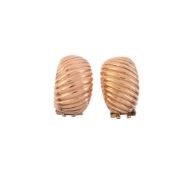 A PAIR OF REEDED EAR CLIPS