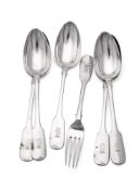 A SET OF FIVE RUSSIAN SILVER FIDDLE PATTERN TABLE SPOONS AND A TABLE FORK