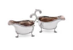 A PAIR OF EDWARDIAN SILVER OVAL SAUCE BOATS