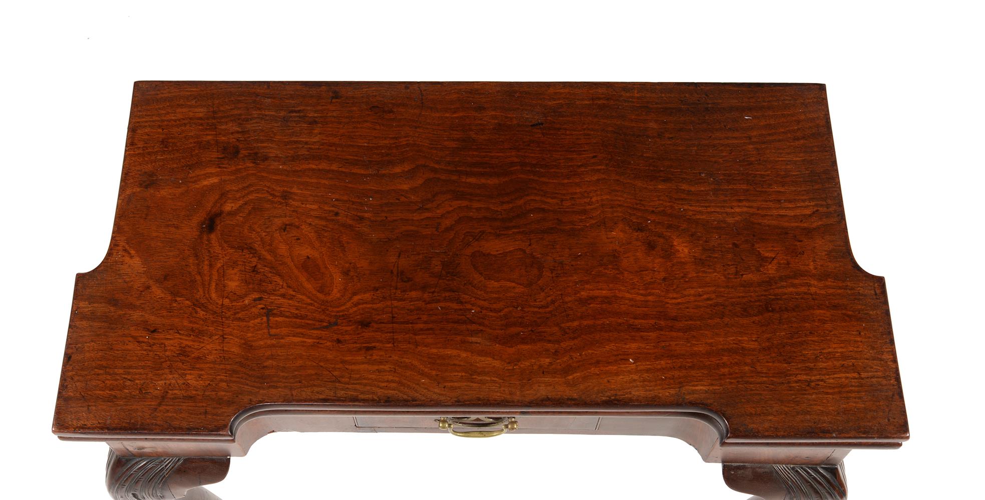 A GEORGE II 'RED WALNUT' FOLDING CARD TABLE, MID-18TH CENTURY - Image 5 of 6