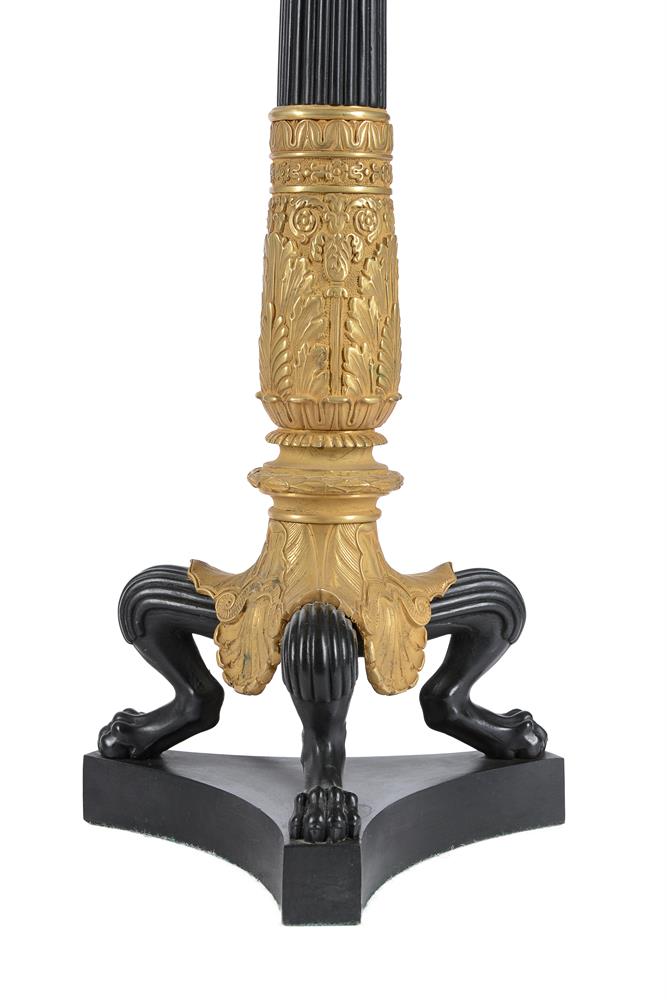 A PAIR OF LARGE EMPIRE STYLE PATINATED AND GILT METAL TABLE LAMPS LATE 20TH CENTURY - Image 3 of 3