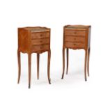 Y A PAIR OF FRENCH KINGWOOD AND MARQUETRY INLAID BEDSIDE TABLES