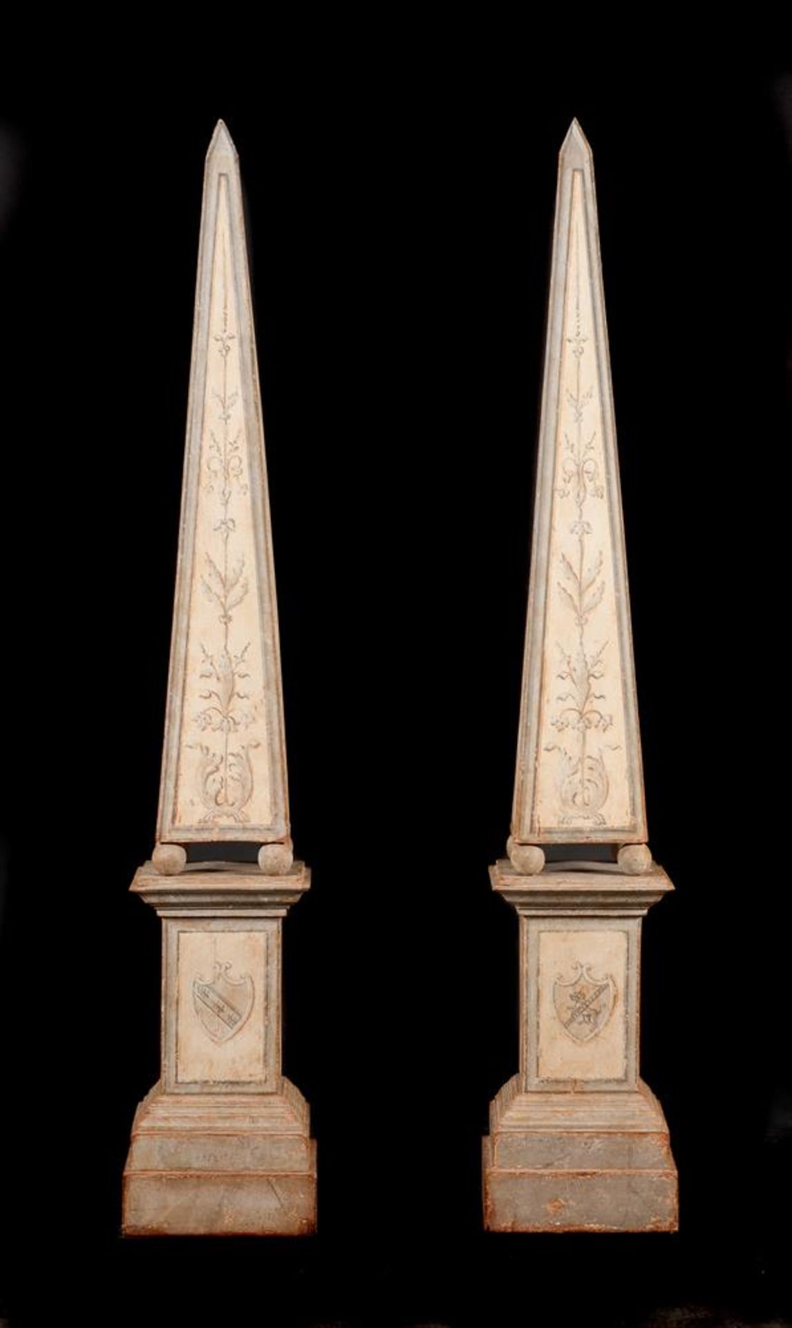 A PAIR OF PAINTED WOOD OBELISKS - Image 2 of 4