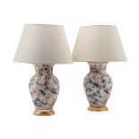A PAIR OF GILTWOOD MOUNTED GLASS TABLE LAMPS IN LATE 19TH CENTURY 'DECALCOMANIA' STYLE
