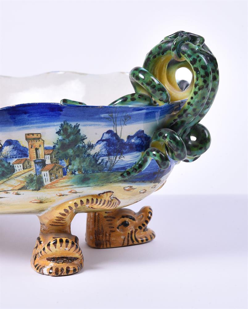 A ULISSE CANTAGALLI MAIOLICA TWO-HANDLED OVAL DISH WITH FOUR DOLPHIN FEET - Image 3 of 3