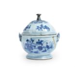 A CHINESE EXPORT BLUE AND WHITE SOUP TUREEN AND COVER, QIAN LONG
