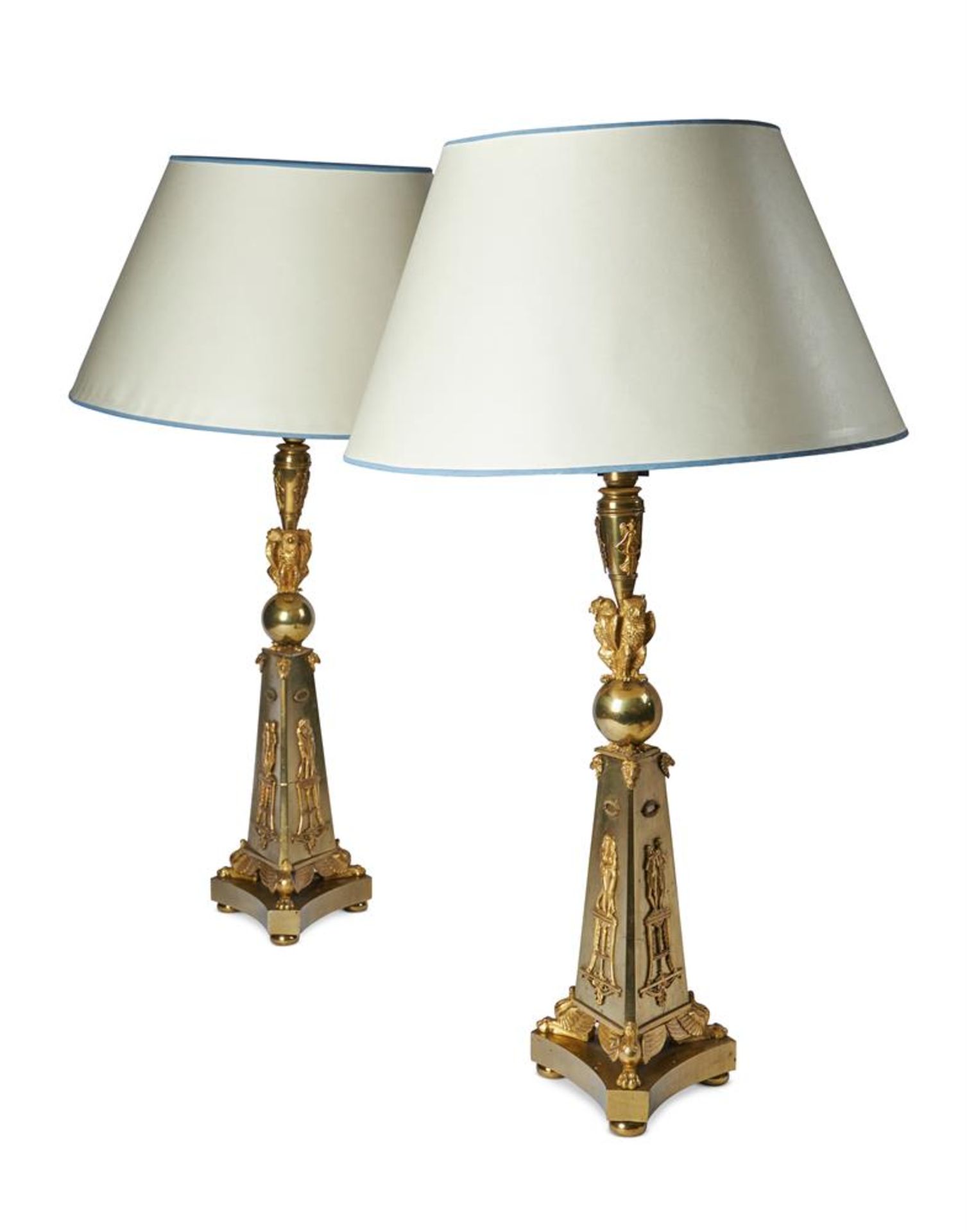 A PAIR OF GILT BRASS TABLE LAMPS IN THE EMPIRE STYLE, LATE 19TH CENTURY AND LATER