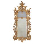 A CARVED GILTWOOD MIRROR, LATE 18TH/ EARLY 19TH CENTURY