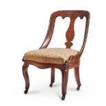 A VICTORIAN MAHOGANY SPOON BACK CHAIR, CIRCA 1860