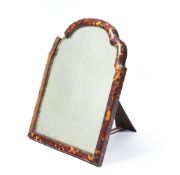 Y A TORTOISESHELL EASEL MIRROR, LATE 19TH OR EARLY 20TH CENTURY