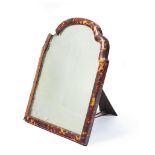 Y A TORTOISESHELL EASEL MIRROR, LATE 19TH OR EARLY 20TH CENTURY