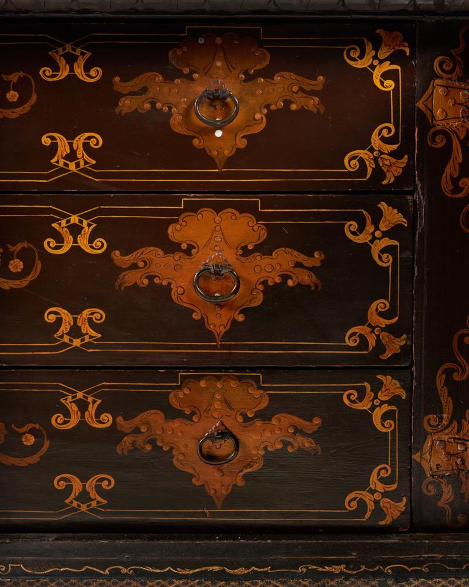 Y A CHARLES II PAINTED OAK, MOTHER OF PEAR AND BONE INLAID ENCLOSED CHEST OF DRAWERS, CIRCA 1660 - Image 10 of 17