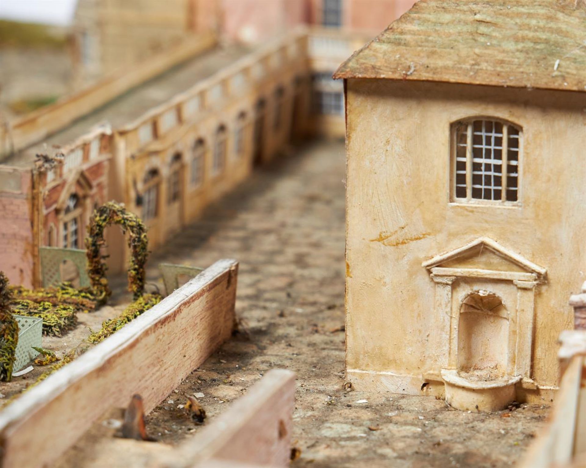 AN ARCHITECTURAL MODEL OF FLAXLEY ABBEY, BY OLIVER MESSEL - Image 22 of 34